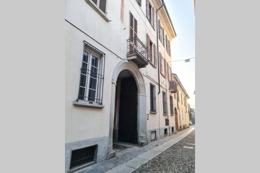 Maison Marina_Pavia San Michele Centro Storico Bagian luar foto